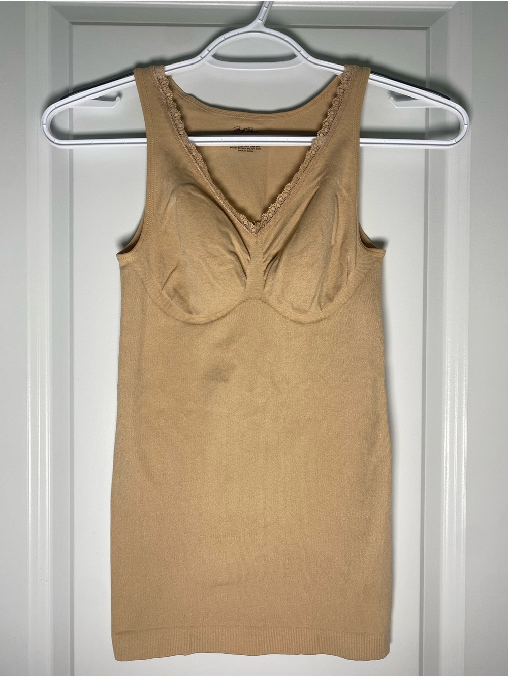 Marilyn Monroe Intimates Seamless Shaping Camisole - Small
